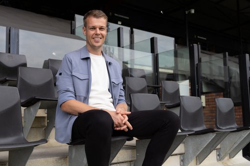 Pagina-46-Foto-Jeroen-1-zo-verticaal-mogelijk-zodat-er-behalve-de-intro-geen-tekst-onder-hoeft-scaled