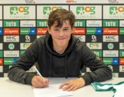 Thom-van-Bergen-contract-490x327