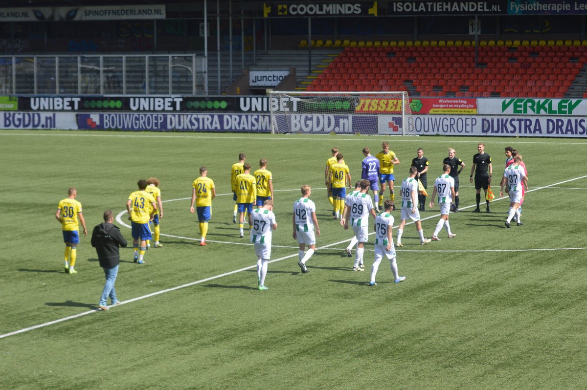 FC Groningen o21 krijgt klop van koploper SC Cambuur o21