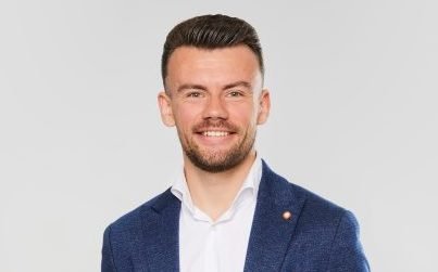 Jordi Hillenga is de nieuwe commercieel directeur van FC Groningen 