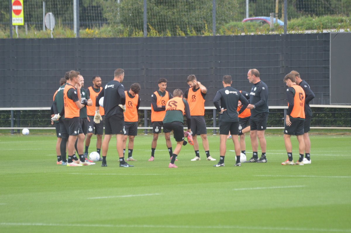 Foto's training FC Groningen