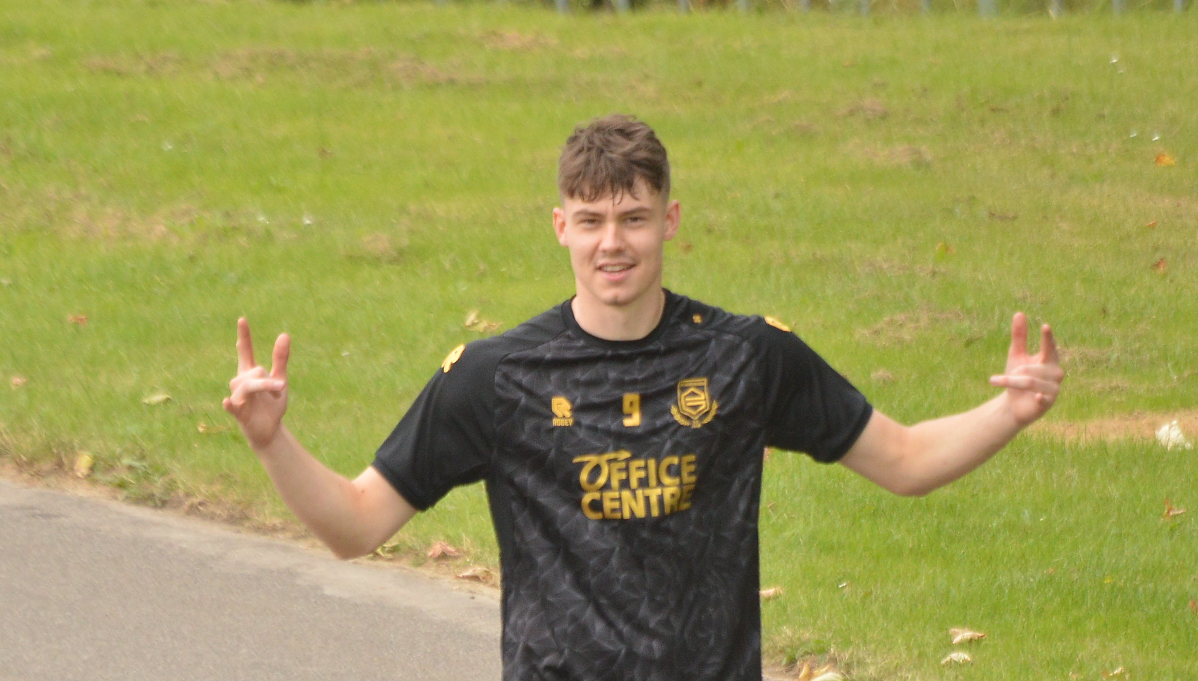 West Ham United wil Jørgen Strand Larsen halen