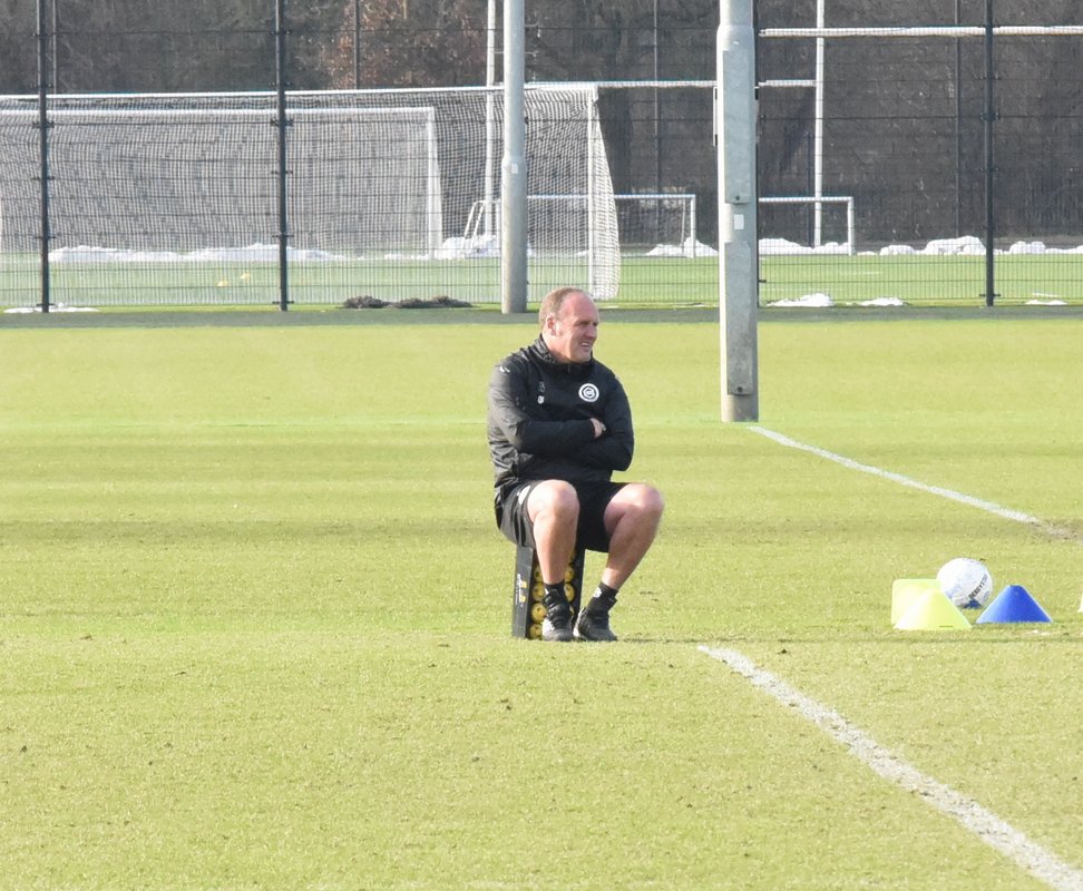 Dick Lukkien over SC Heerenveen - FC Groningen en foto's training