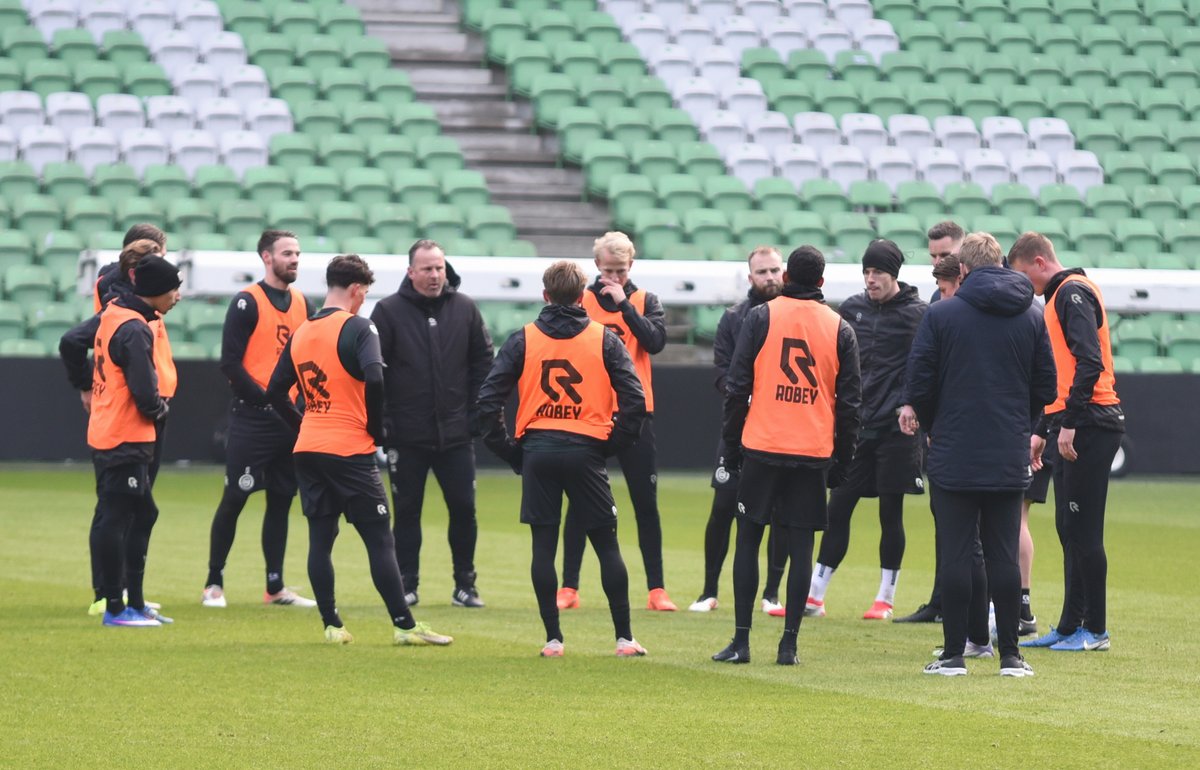 Foto's training FC Groningen, alleen was het zoeken waar men trainde