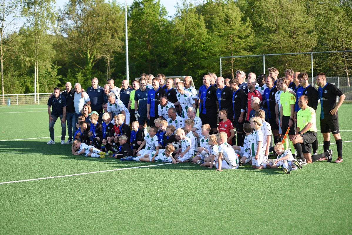 Oud FC Groningen wint wedstrijd van oud FC Zuidlaren