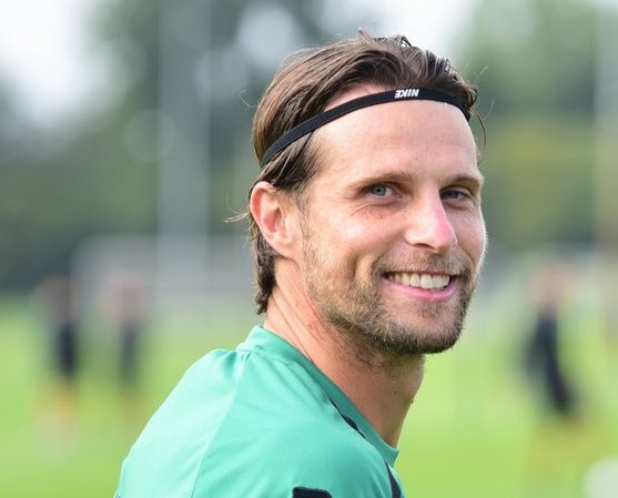 Dick Lukkien in aanloop naar FC Groningen - PEC Zwolle en foto's training