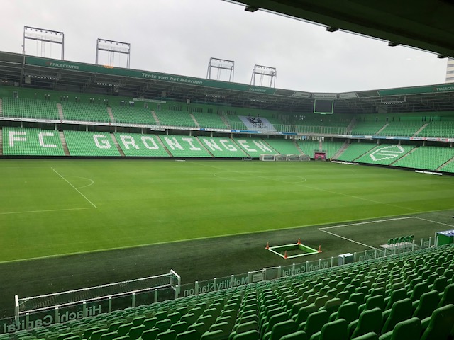 FC Groningen-trainer Dick Lukkien: ’De steeds vroeg uitverkochte Euroborg is een groot compliment aan deze groep’